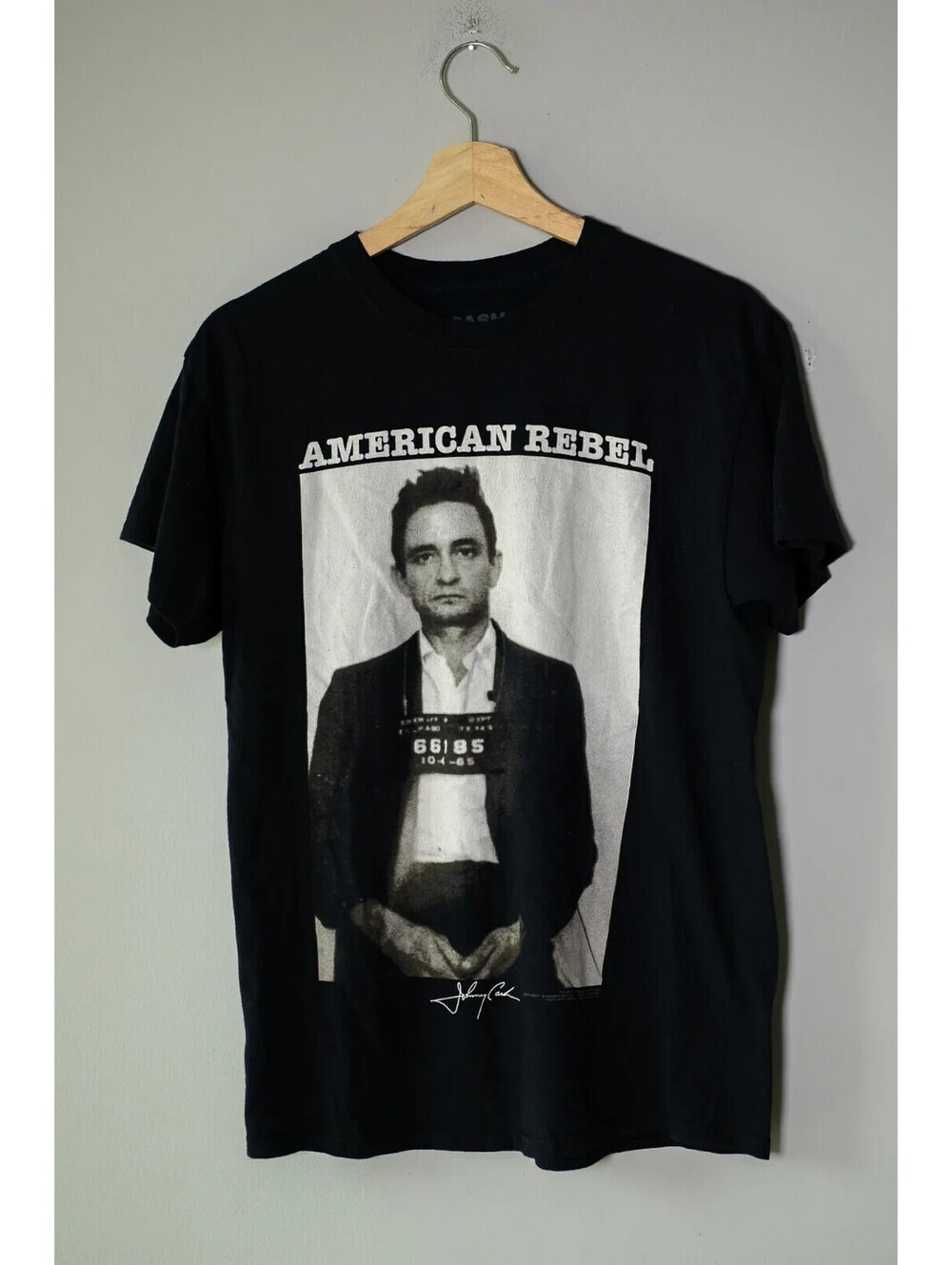 Johhny Cash 2017 Wanted Poster Vintage Style T-Shirt - Men's M
